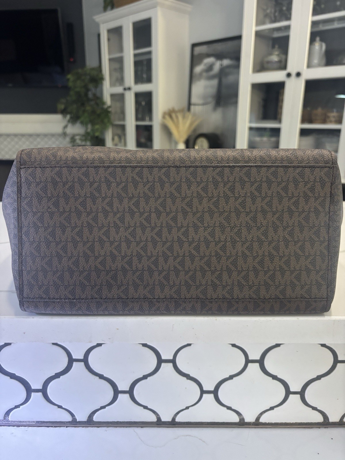 Michael Kors Monogram Sinclair Large Tote Brown And Acorn Color