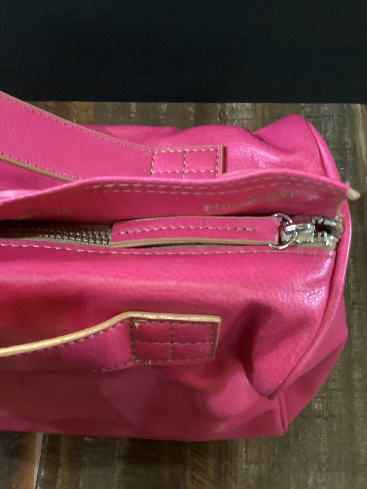 New “Matt & Nat” Vegan Handbag Bouton fuschia Faux Leather purse