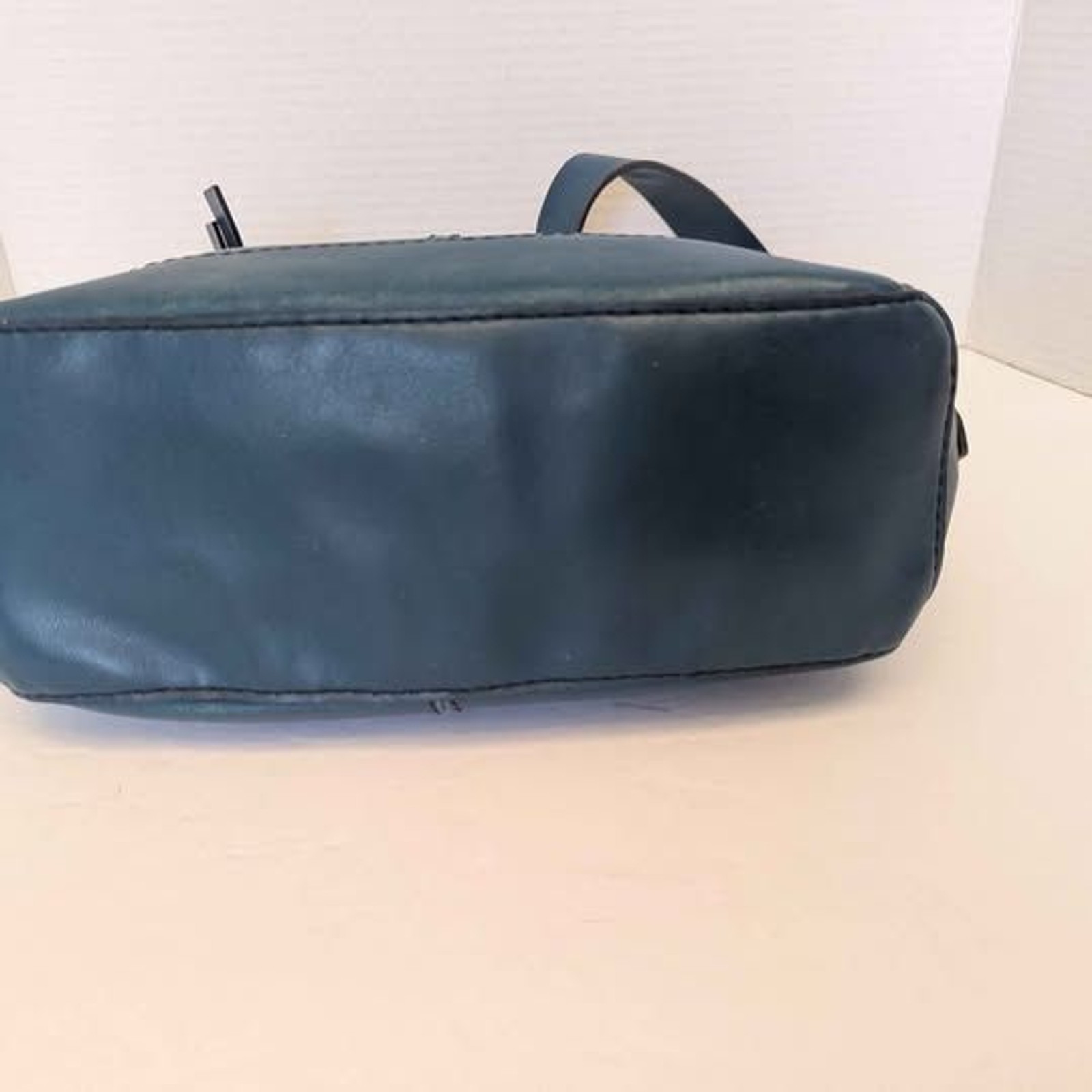 St. John’s Bay Turquoise Blue Retro Leather Purse Shoulder Bag 11x8x4.5″ Blk Hdw