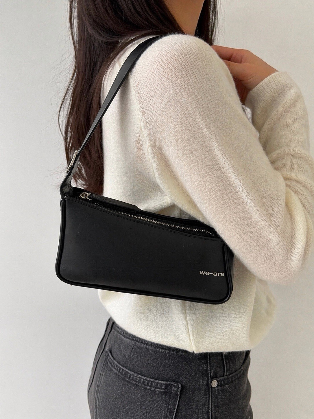 NWT We-ar4 The Wave Shoulder Bag Black Size OS
