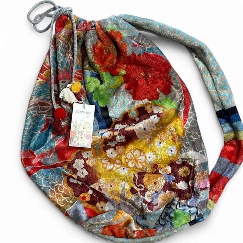 NWT $225 Johnny Was Blanket Boho Banana Bag Tie Closure Tassels Floral