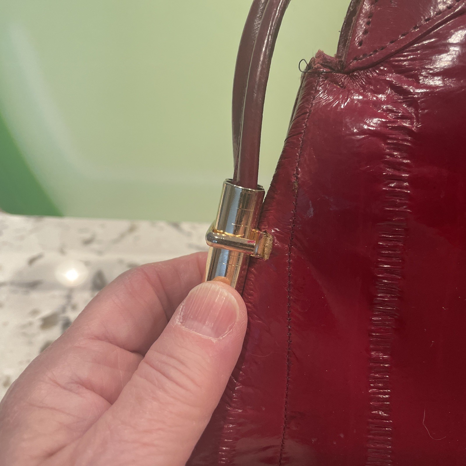 Genuine Eel Skin Shoulder Purse Vintage Handbag Burgundy 8 3/4 In H 12 In W