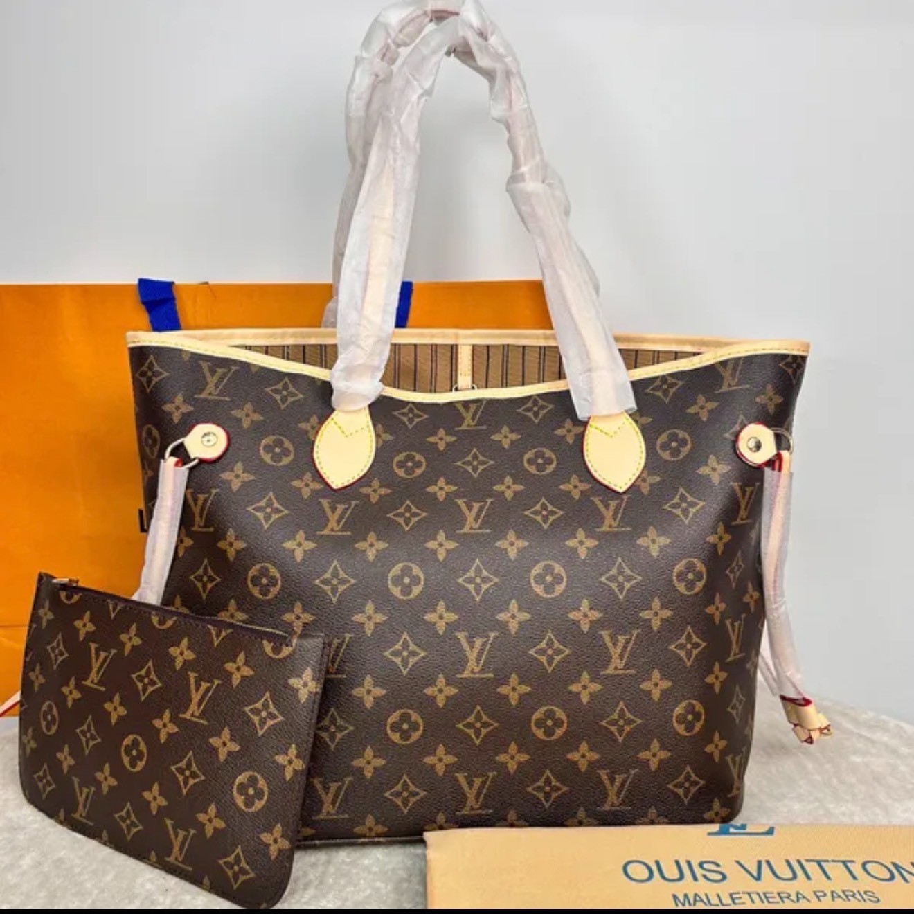 Louis Vuitton Neverfull Tote MM Brown Canvas Monogram