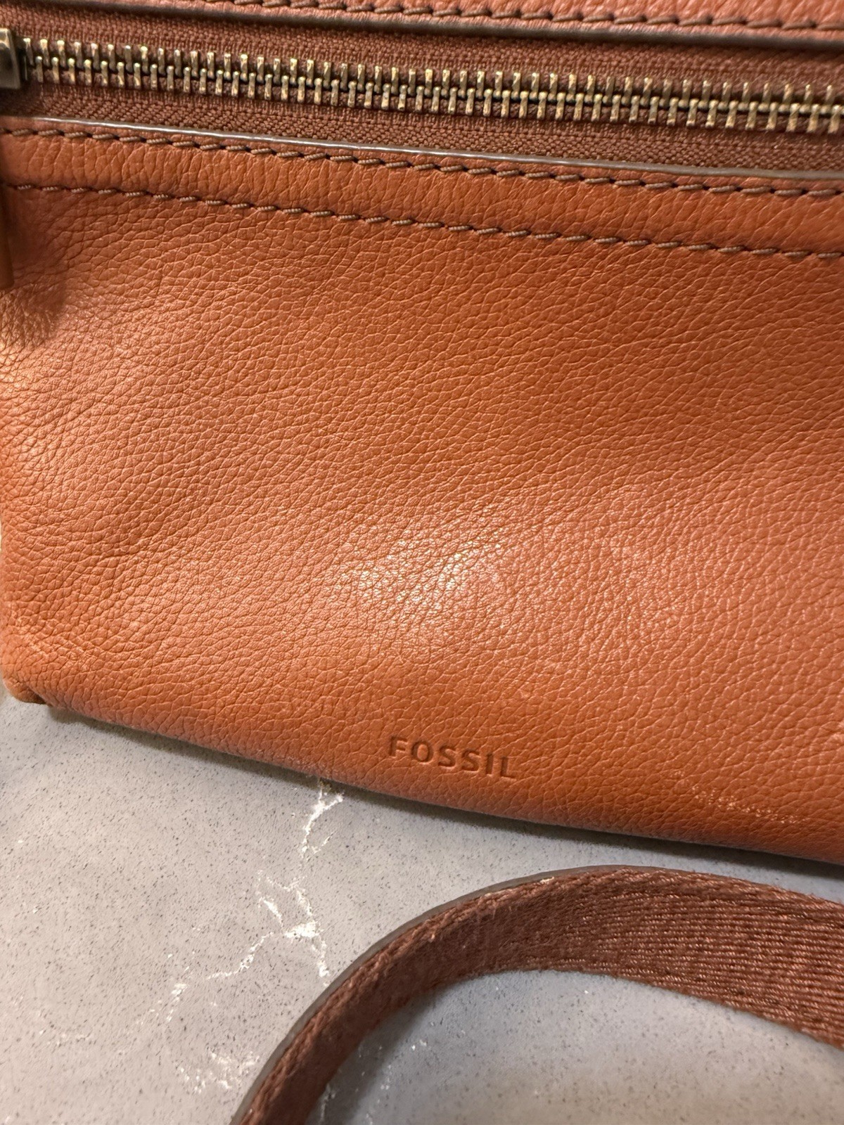 FOSSIL Small Brown Pebble Cow Hide Supple Leather Crossbody Bag Purse