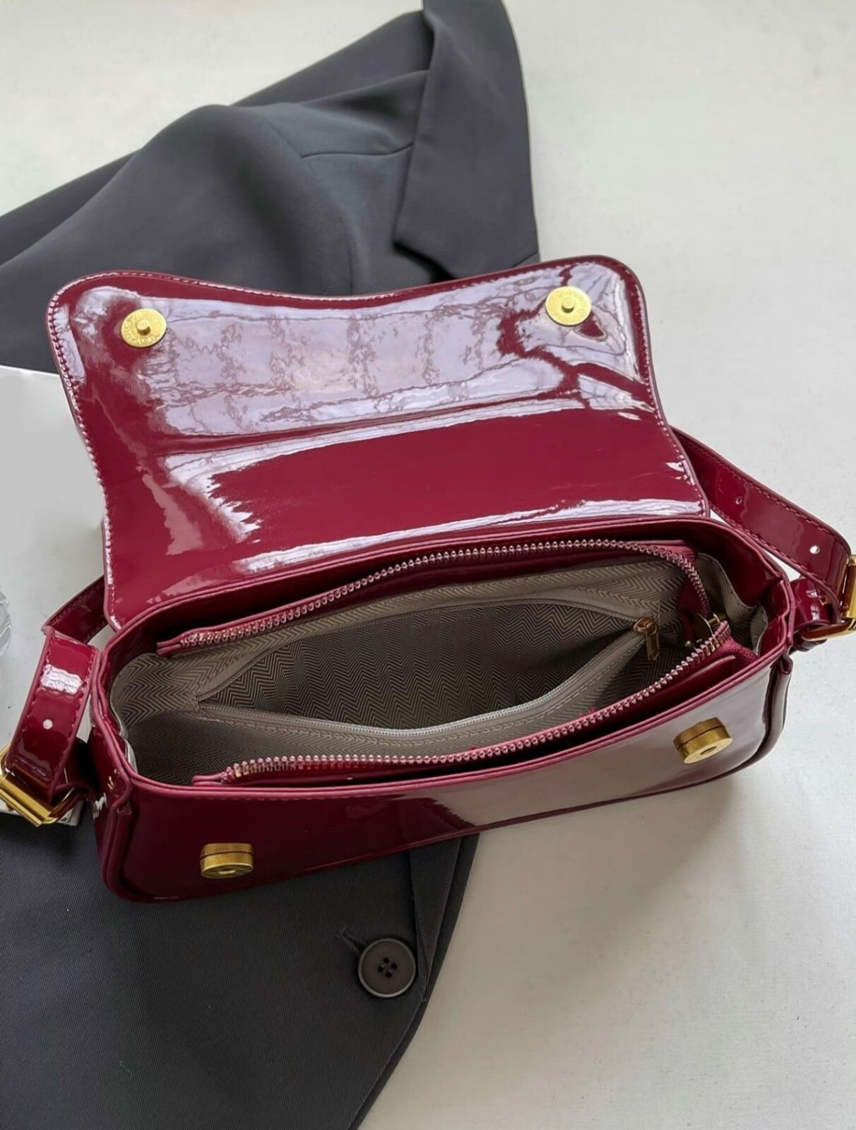Women’s Summer Outfits 2024 Plain Color Saddle Everyday Shoulder Bag & Crossbody
