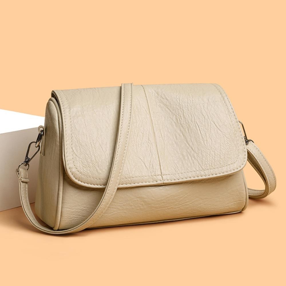 Retro Oil Wax Leather Crossbody Bag Textured and Vintage Feel Adjustable strap