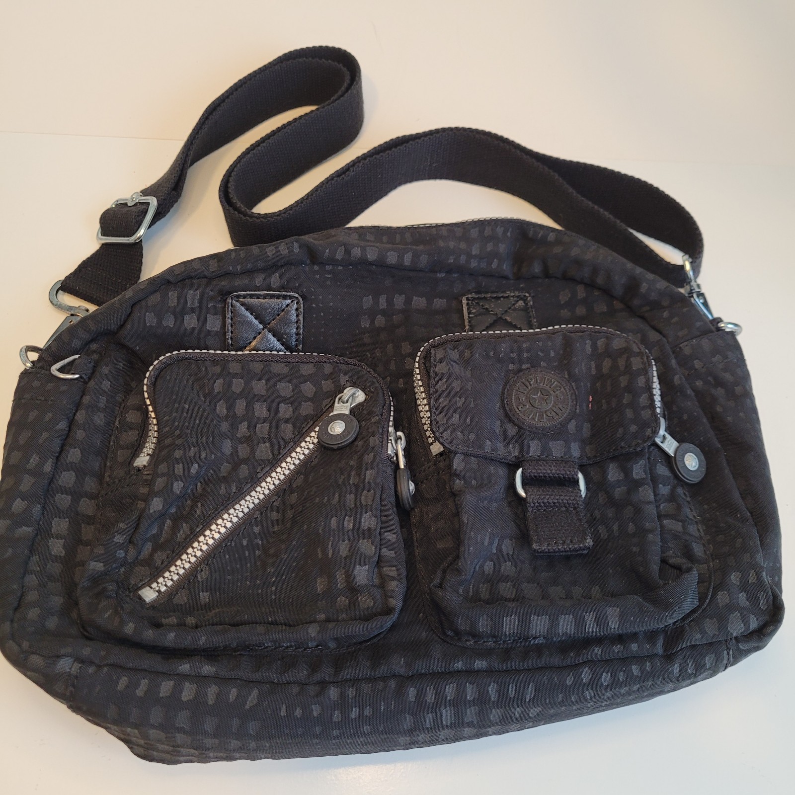 Kipling Black Nylon Handbag Sling Back Women’s Waterproof Nice! See Description!