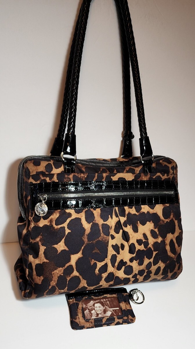 BRIGHTON BOBBIE CATWALK NYLON,PATENT LEATHER NOTE PAD ORGANIZER & CARD CASE $399
