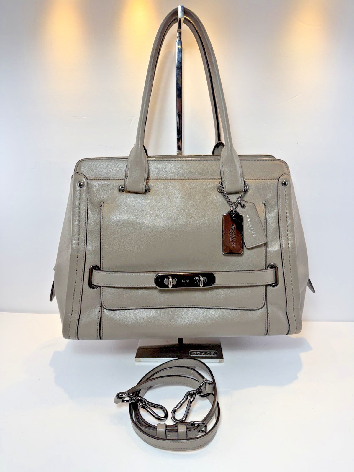 2015 COACH Taupe Grey Beige Leather SWAGGER FRAME SATCHEL Shoulder Purse #37182