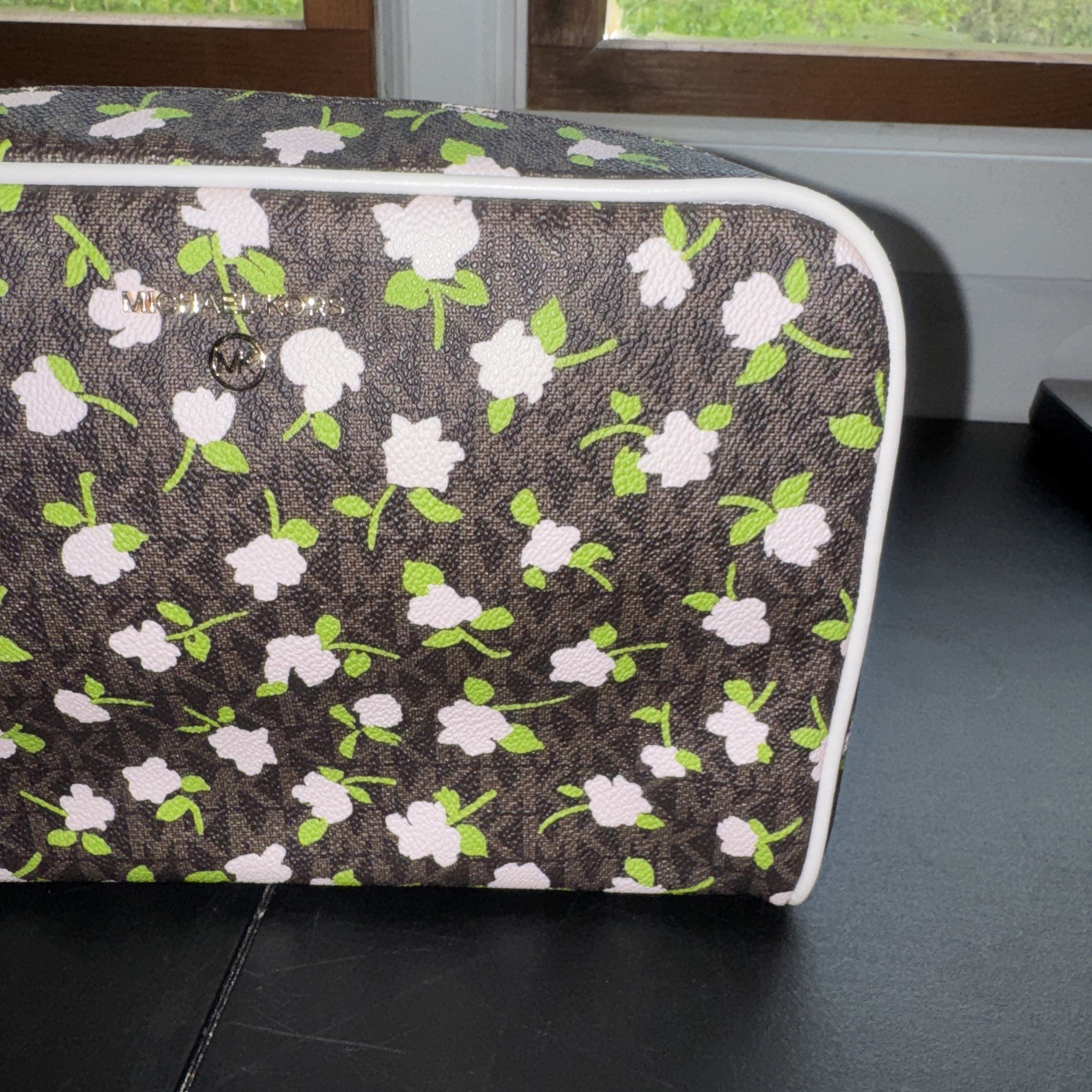 Michael Kors Jet Set Charm Large Zip Travel Cosmetic Case Makeup Bag Floral NWT