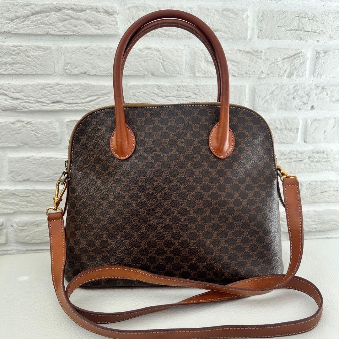 Price reduced ⚠️CELINE Macadam 2way shoulder bag