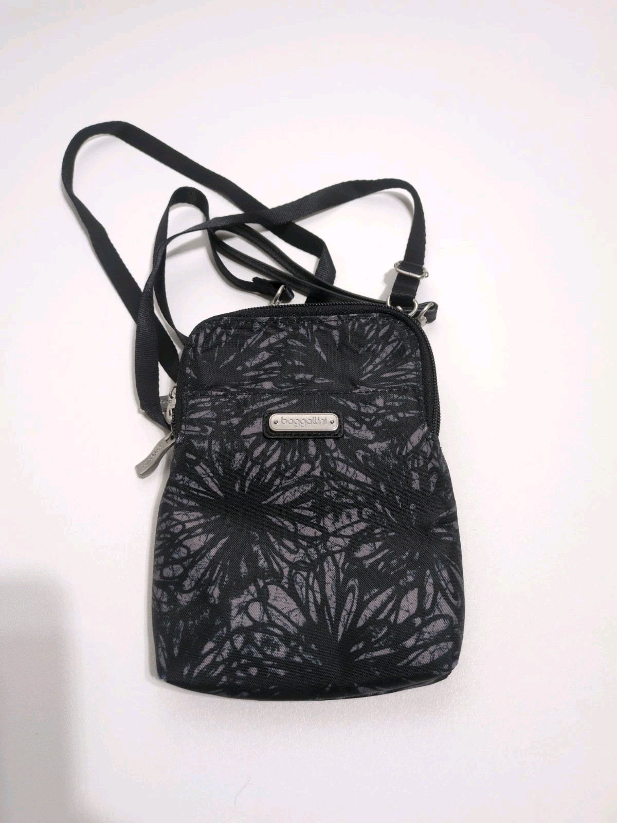 Bellini Black Flowers Crossbody Bag Adjustable Clutch Strap RFDI Multi Pockets
