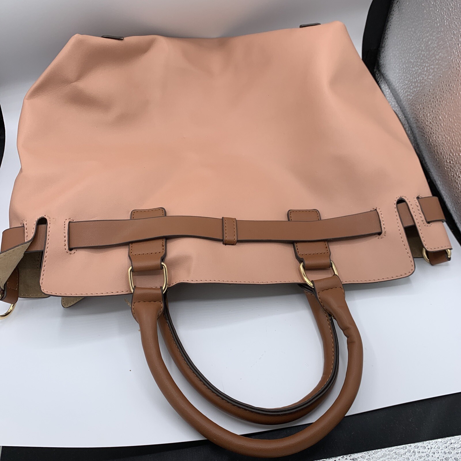 New JustFab Polyvinyl Large 17″ x 14″ x 6″ Tote Handbag Salmon Beige Color