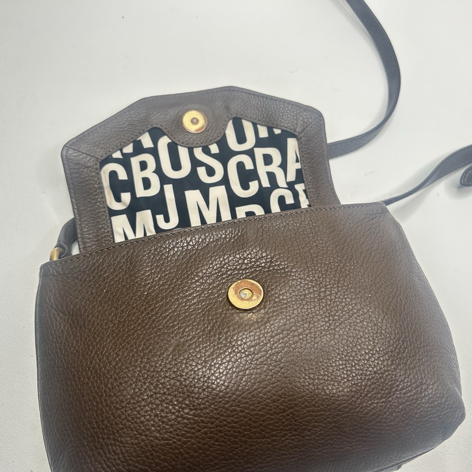 MARC JACOBS Crossbody Pebbled Leather Brown Totally Turnlock Small