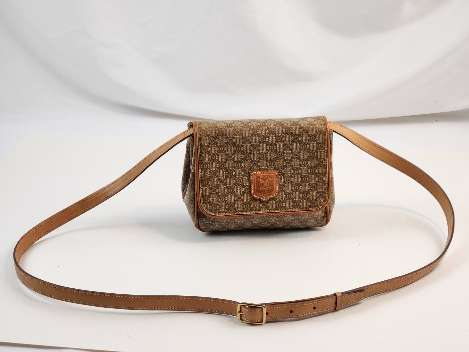 Authentic CELINE Paris Macadam Triomphe Clutch Brown Hand Bag Pouch Crossbody