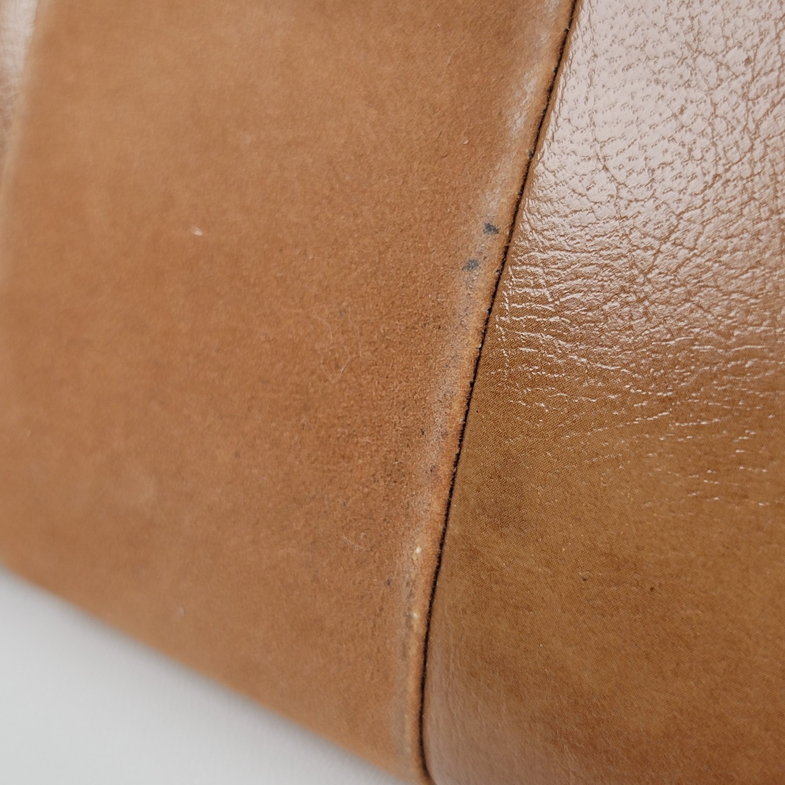 Vintage Leather Clutch Brown Gold Latch 70’s smooth Retro change purse attached