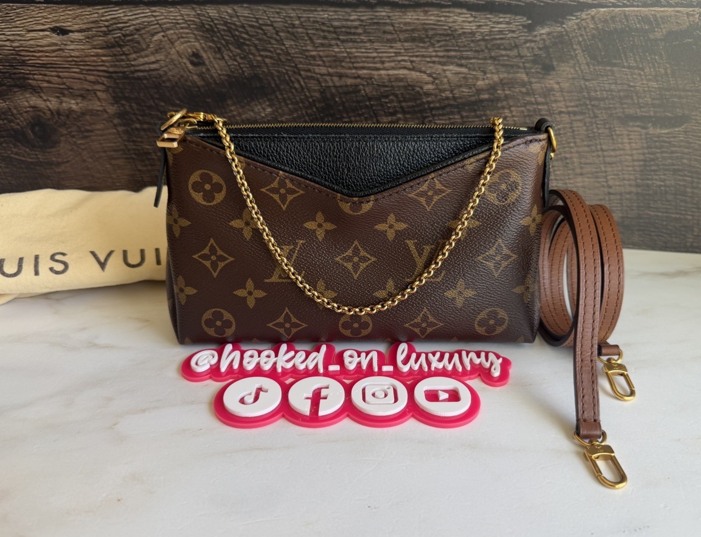 Authentic Louis Vuitton Pallas Clutch Crossbody Handbag Black Noir Monogram