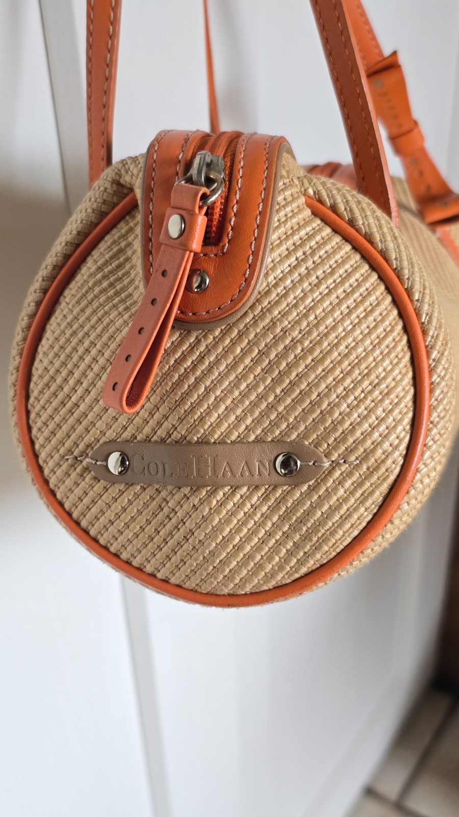 Cole Haan Barrel Shape Tan Woven Straw & Orange Bow Trim Shoulder Bag – Vintage