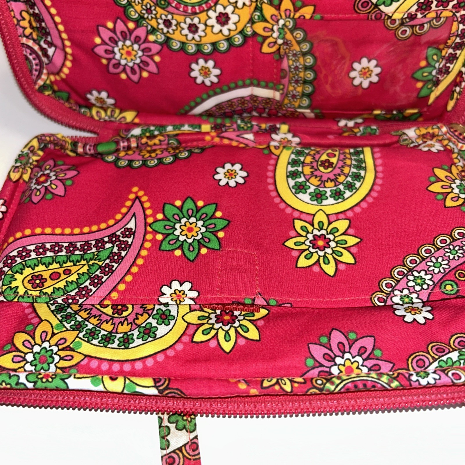 Bella Taylor Crossbody Handbag Jazzberry Rasberry Pink Paisley Quilted Bag Purse