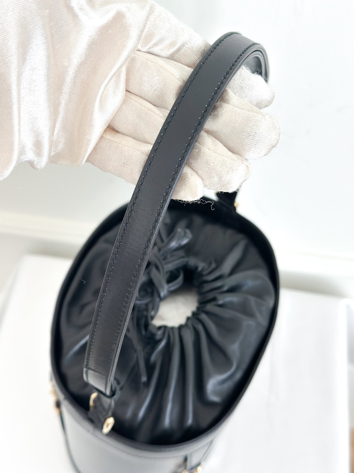 Gucci Bucket Bag Black Horsebit