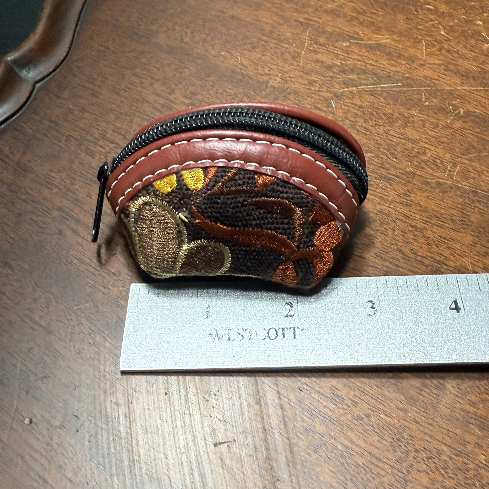 Small Embroidered Zipper Coin Purse Pouch Faux Leather Back Unbranded Cute