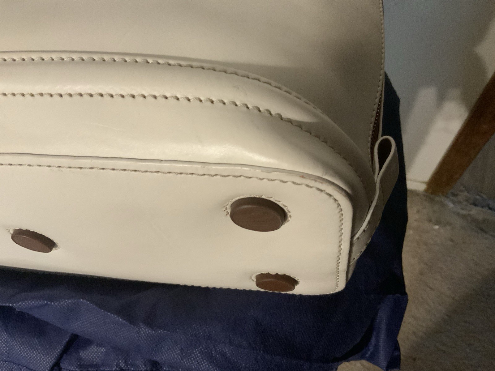Dooney & Bourke Florentine Toscana Side Zip Satchel in BONE w/Strap & Dust Bag