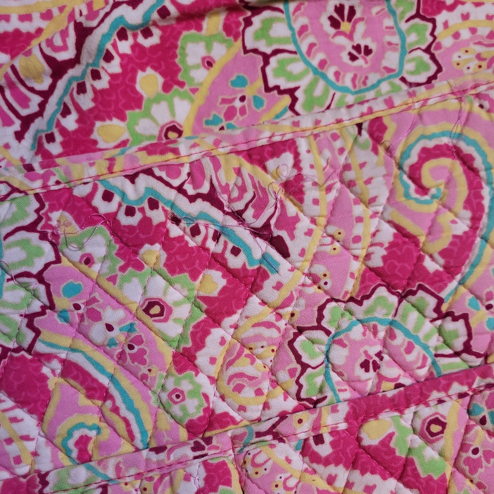 Vera Bradley Capri Melon Paisley Messenger Bag/Computer Bag