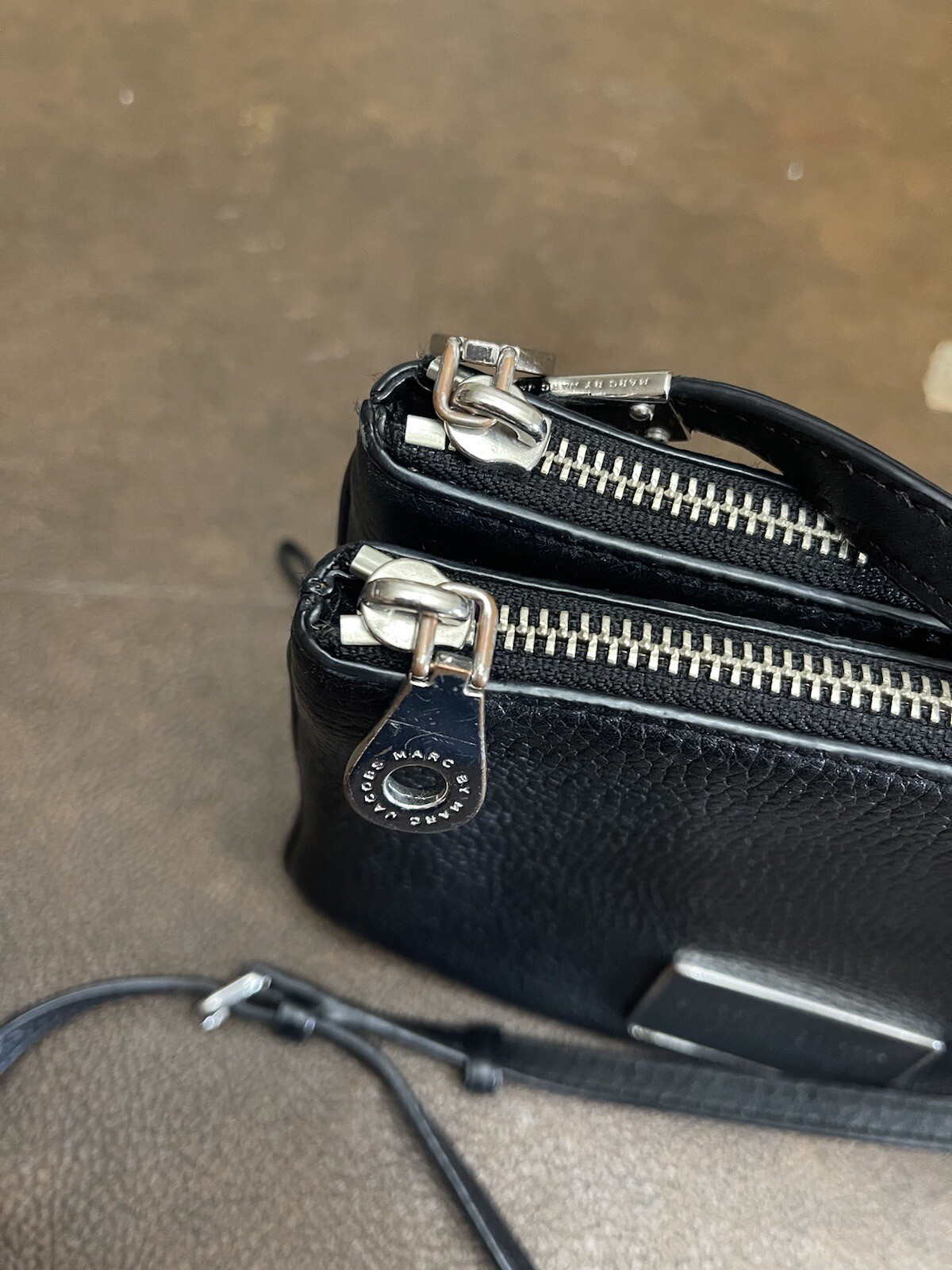 Marc by Marc Jacobs Workwear Crossbody Bag Black Leather AdjustableStrap Casual