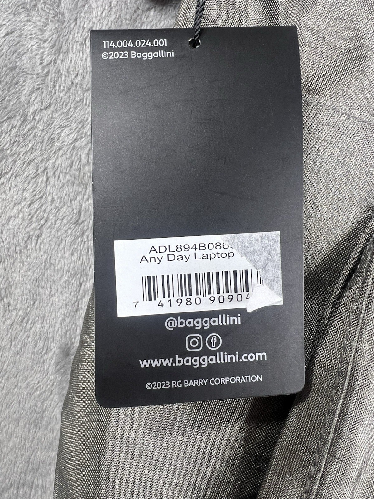 NWT BAGGALLINI ANY DAY TOTE FITS UPTO 15” LAPTOP ZIPPER LIGHT TRAVEL GRAY