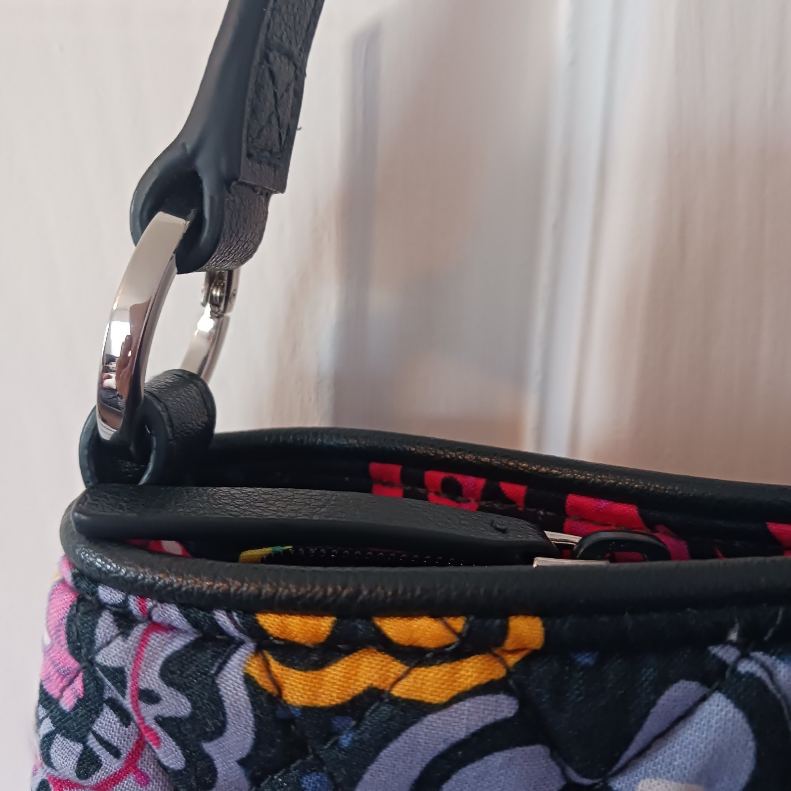 Vera Bradley Twilight Paisley Casual Purse Adustable/Removable Strap