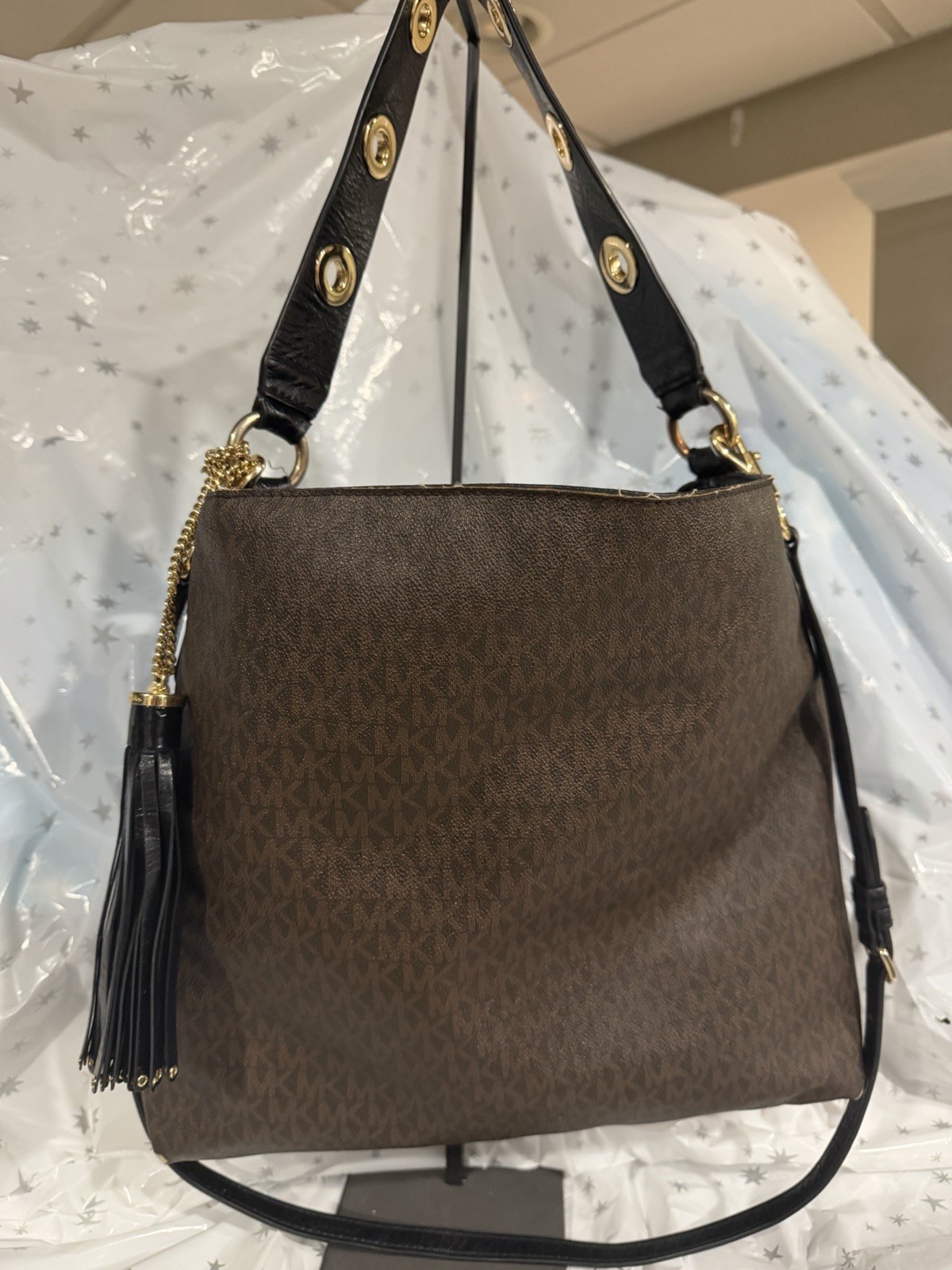 Michael Kors Brown Monogram Shoulder Bag Zip Inner Pockets Tassel Charm Gold