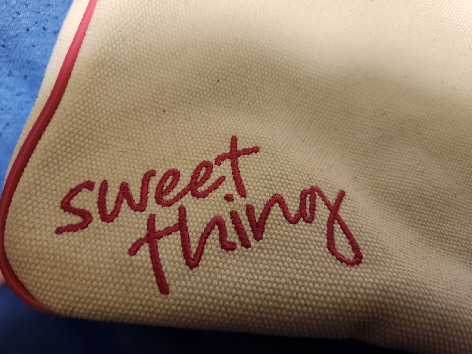 RARE Victoria’s Secret Sweet Thing Canvas Tote – 7″ H x 10″ W x 3″ D
