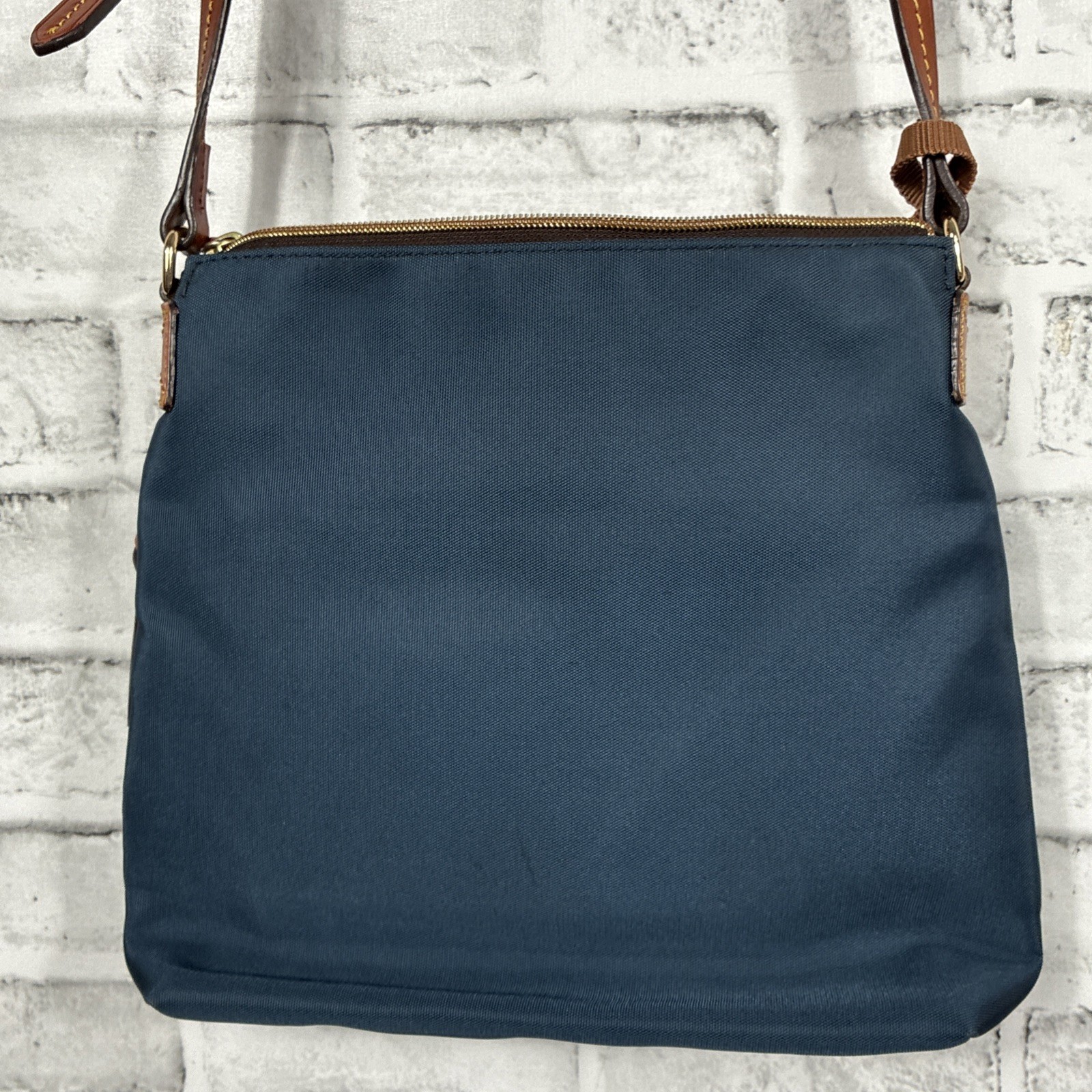 VTG Dooney & Bourke Italian Nylon Canvas Crossbody w/ Vacchetta Leather