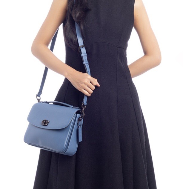 New – Coach Cassie 26 Crossbody Bag Stone Blue – Pebbled Leather – Style 68348