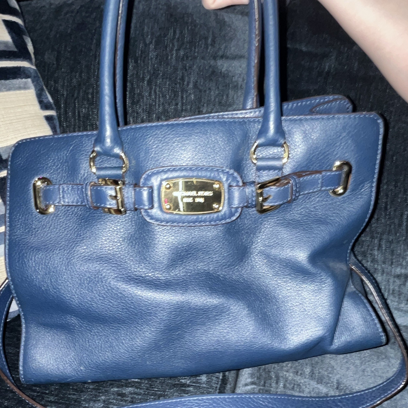 Michael Kors Medium Leather Medium Navy Blue