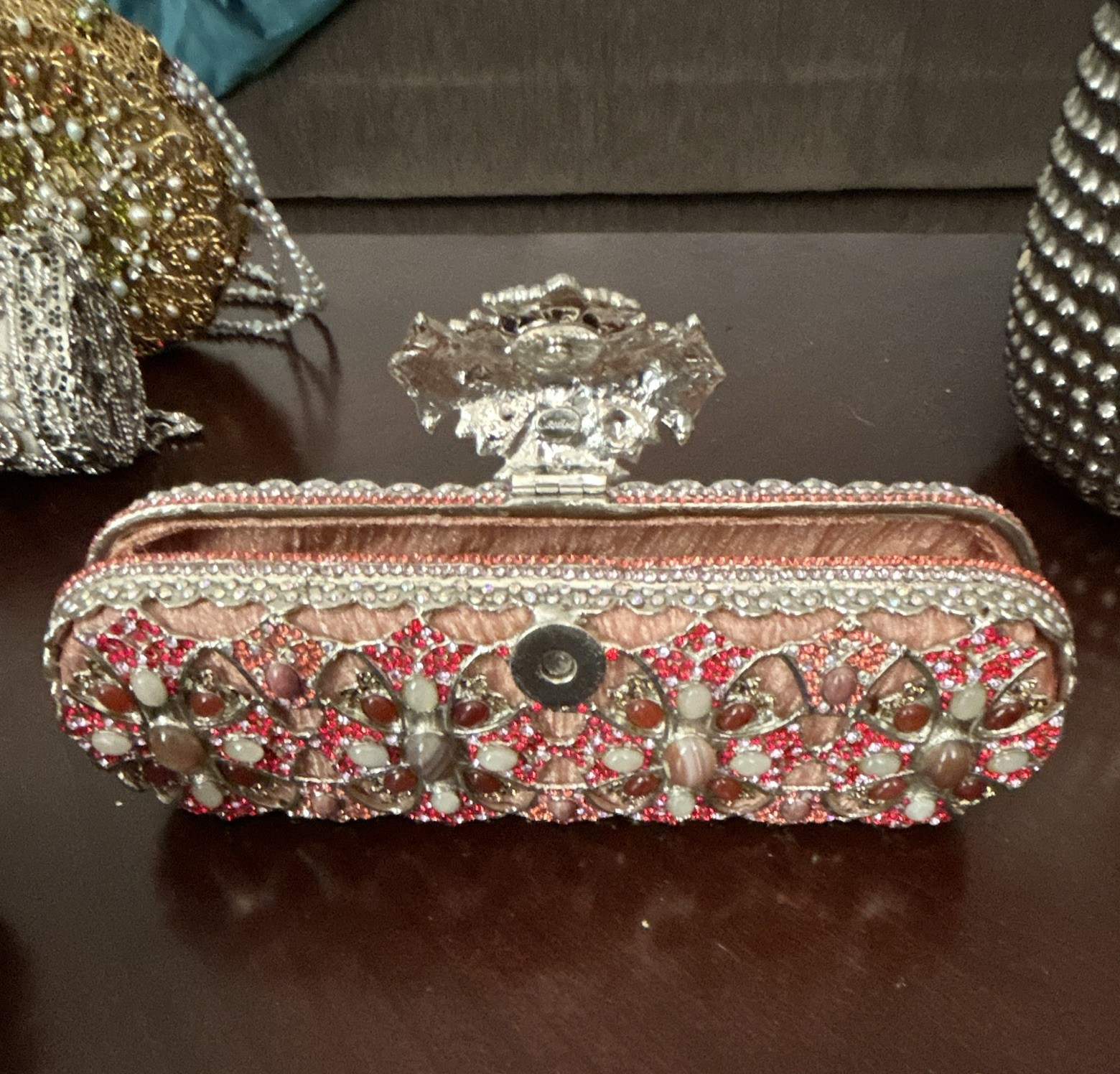 Elliott Lucca Pink Silver Floral Beaded Rhinestone Clutch Clasp Chain Strap