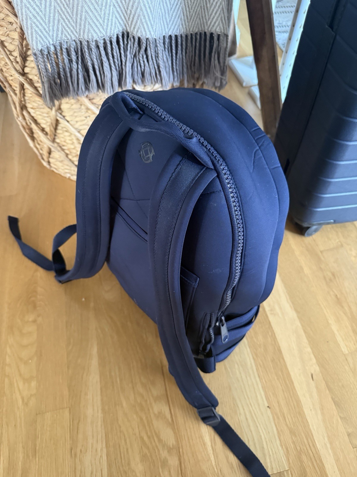 Dagne Dover Dakota Neoprene Backpack, Medium Navy