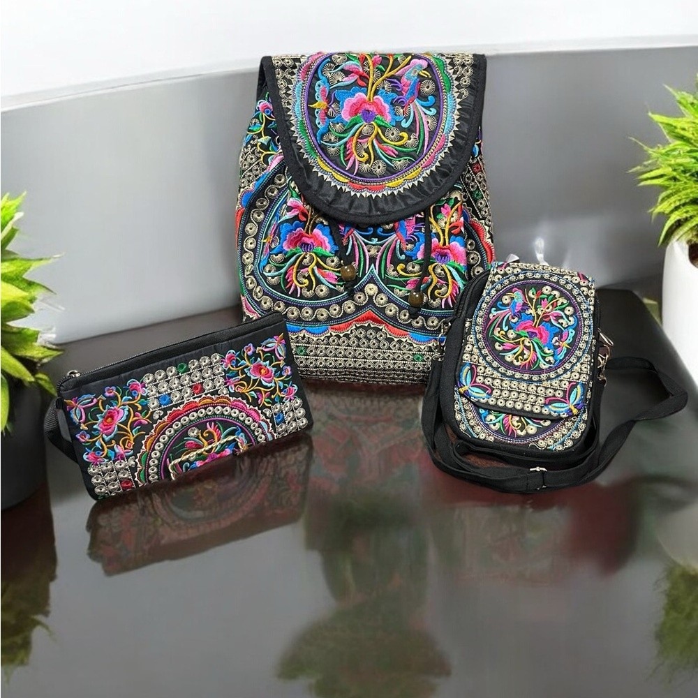 Imported Bag Set Size One Size Multicolor Floral Embroidered Whimsical Boho