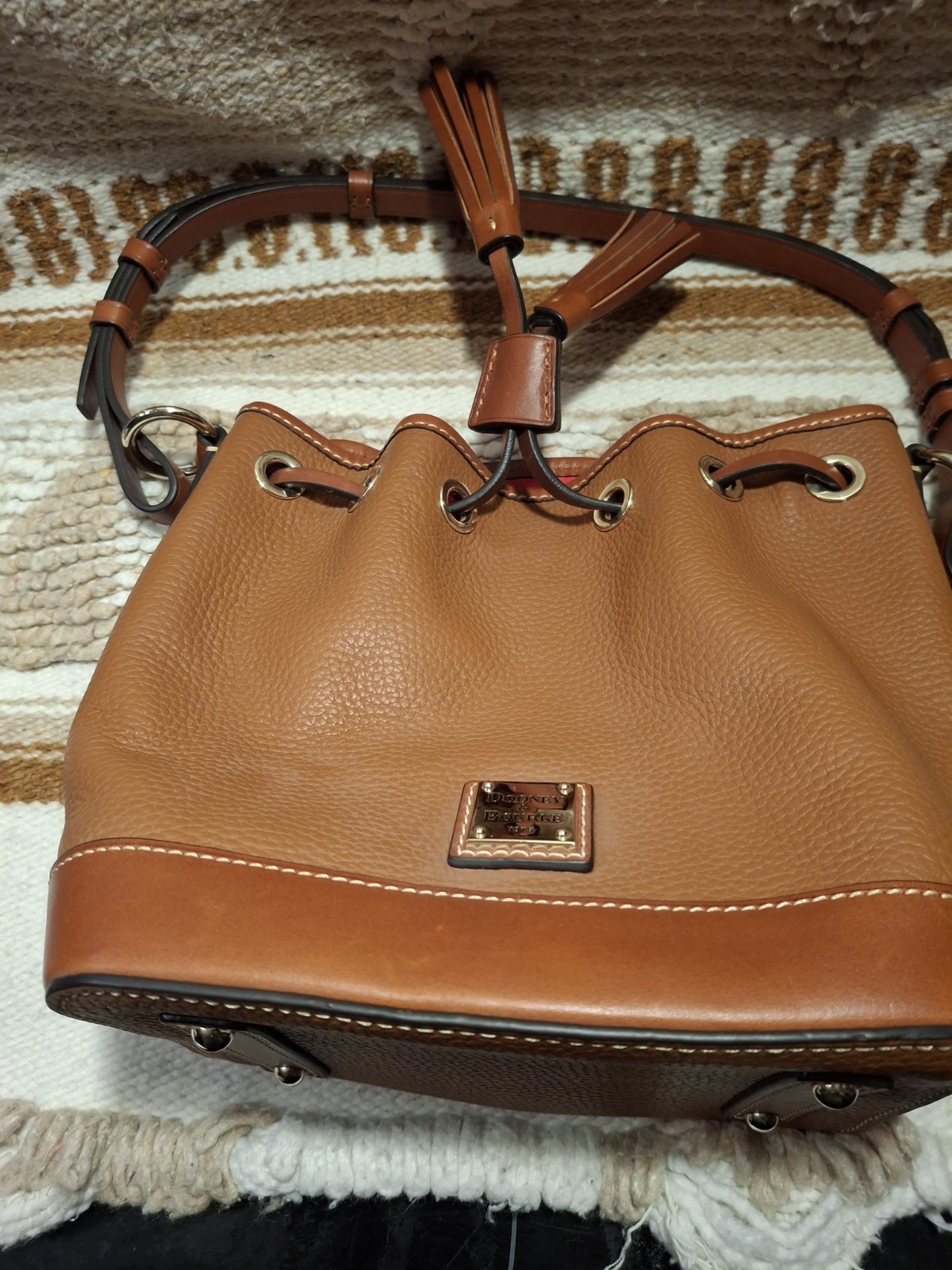 Dooney & Bourke Pebble Grain Kendall Shoulder/Crossbody – Pumpkin – Exc. Cond.