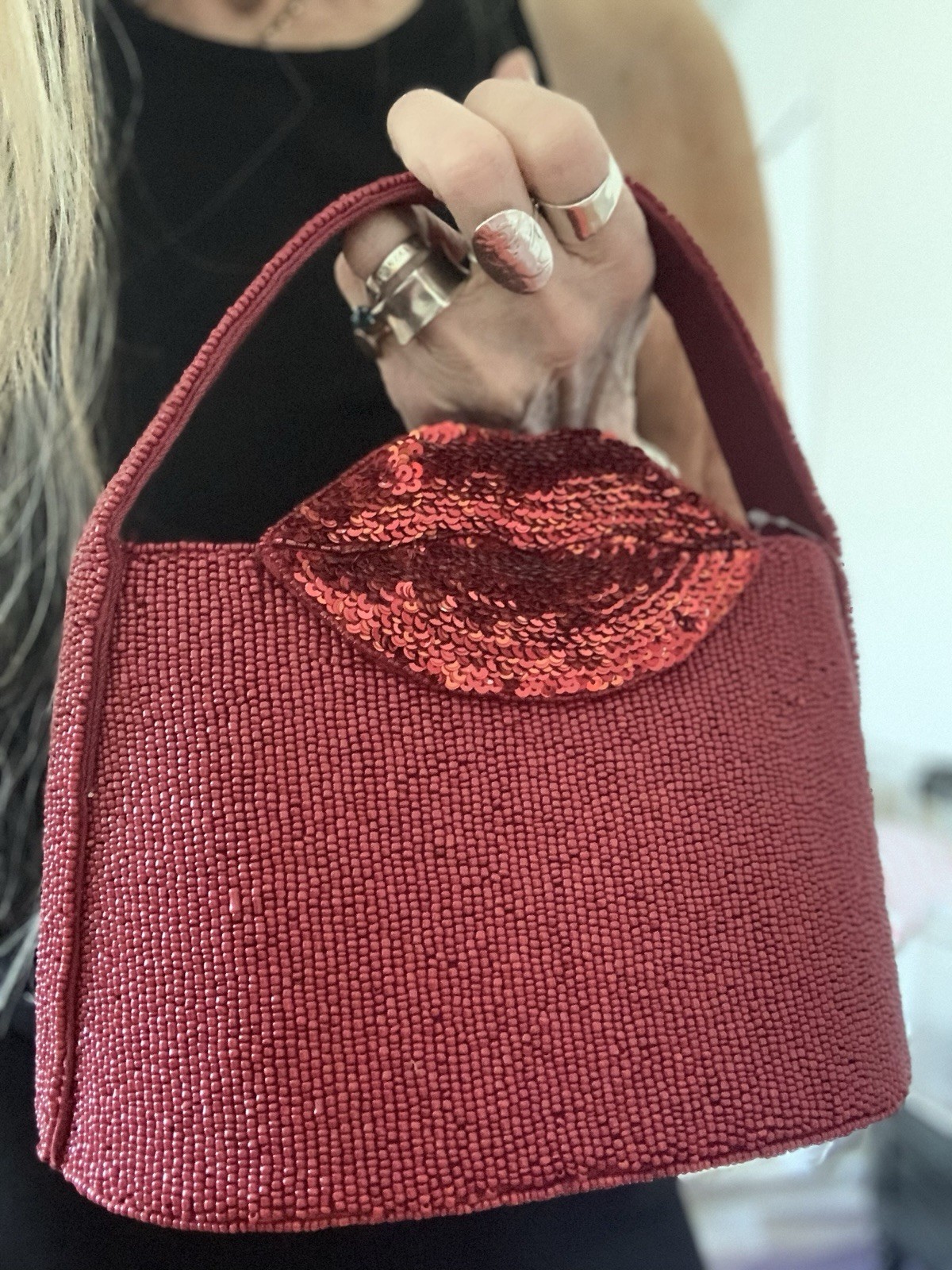 NWT ANTHROPOLOGIE MAEVE BEADED ICON TOTE BAG LIPS! RED!