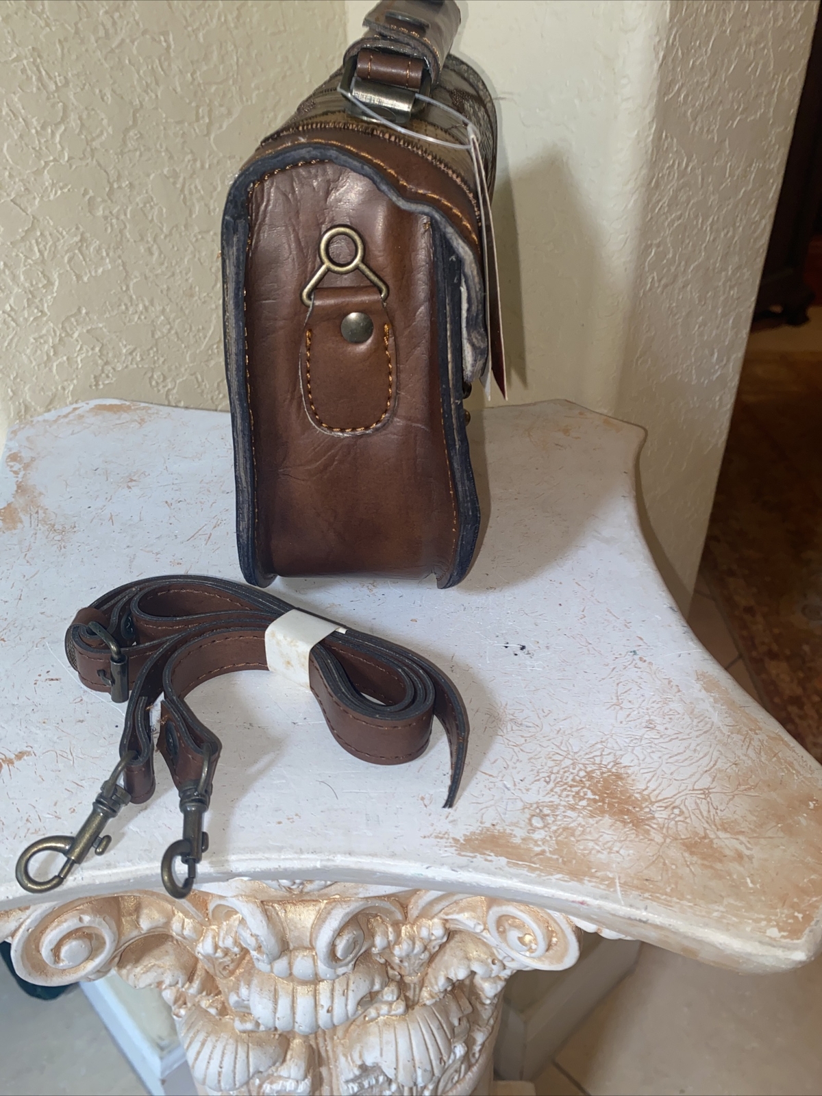 Vintage Hasbeen Genuine Snakeskin Leather Saddlebag Box Purse ShoulderBag Latch