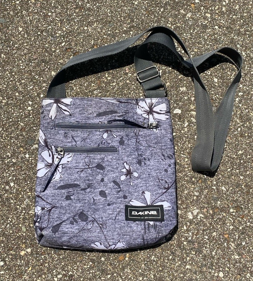 Dakine Jo Jo Shoulder Bag Gray Black Flower Print Purse Crossbody