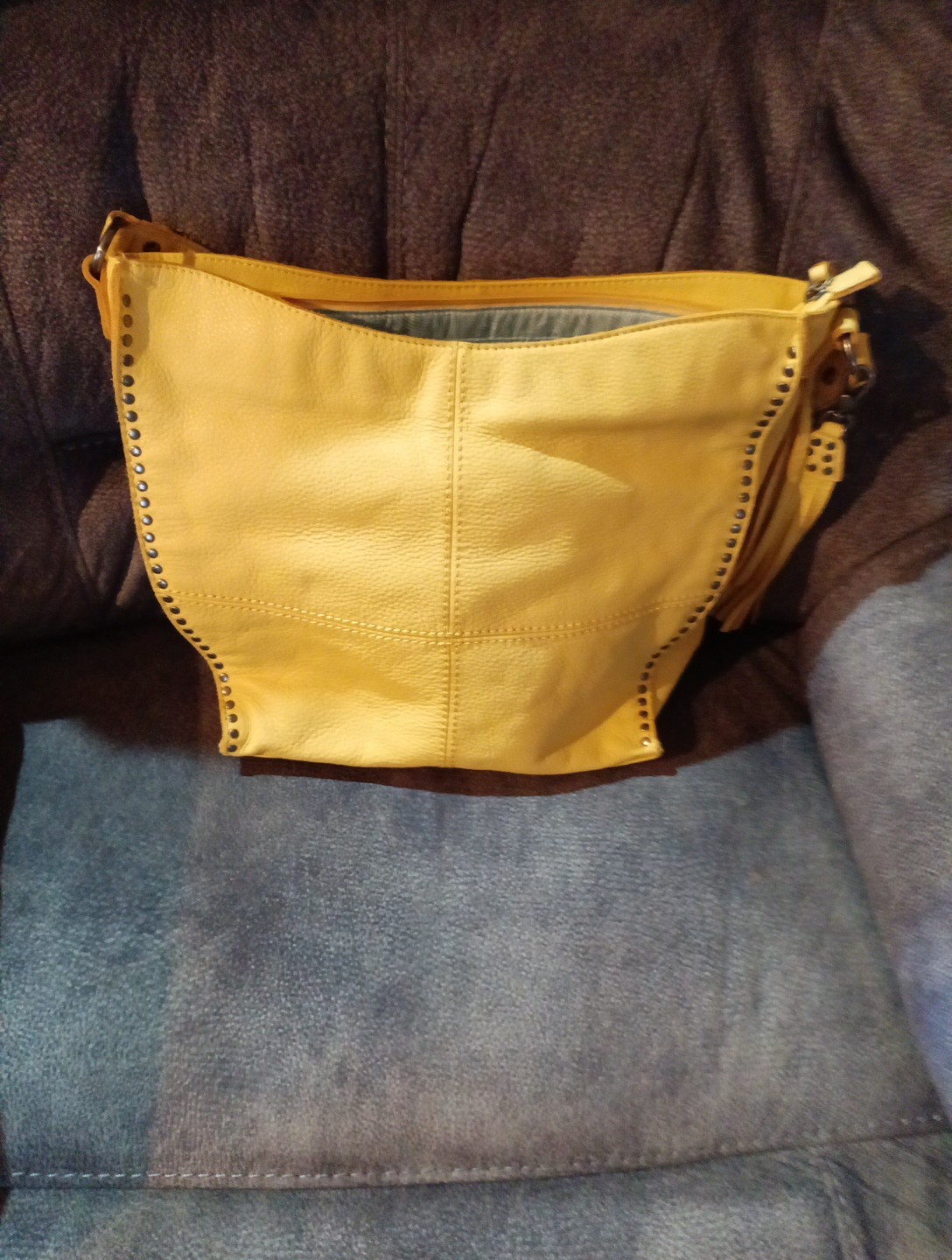 The Sak, Silverlake.Buttercream ,Used, No Blemishes, Perfect Liner. 100%leather