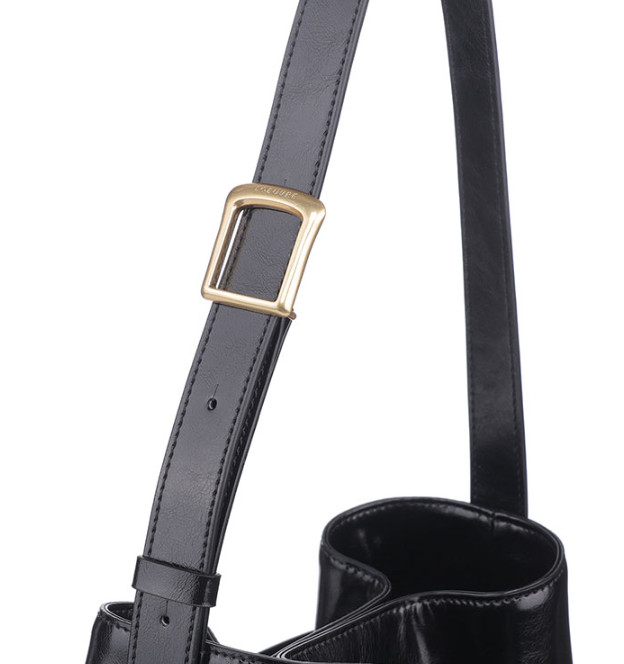 Loeuvre Large Belt Bag – Black
