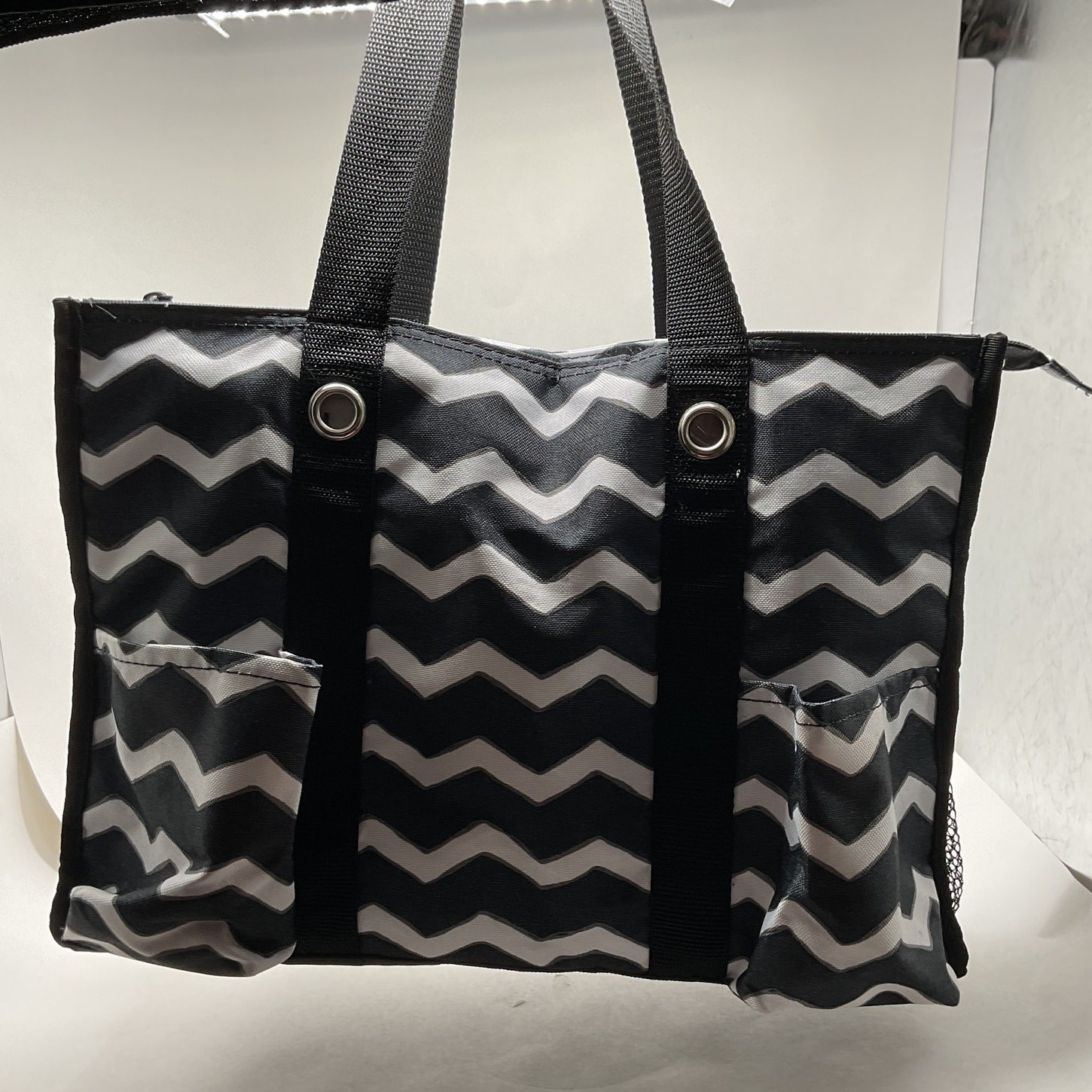 Thristy-One Black and White Zigzag Organizing Utility Tote Bag