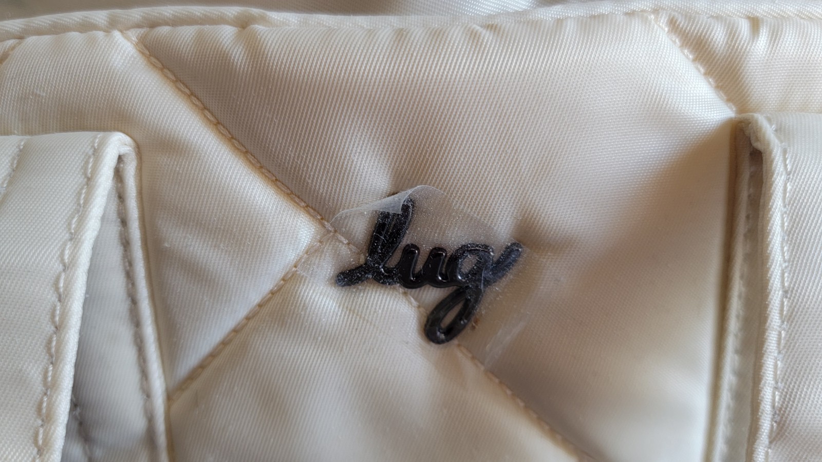 Lug NEW Dary Mini Crossbody Handbag Purse Ivory / Cream