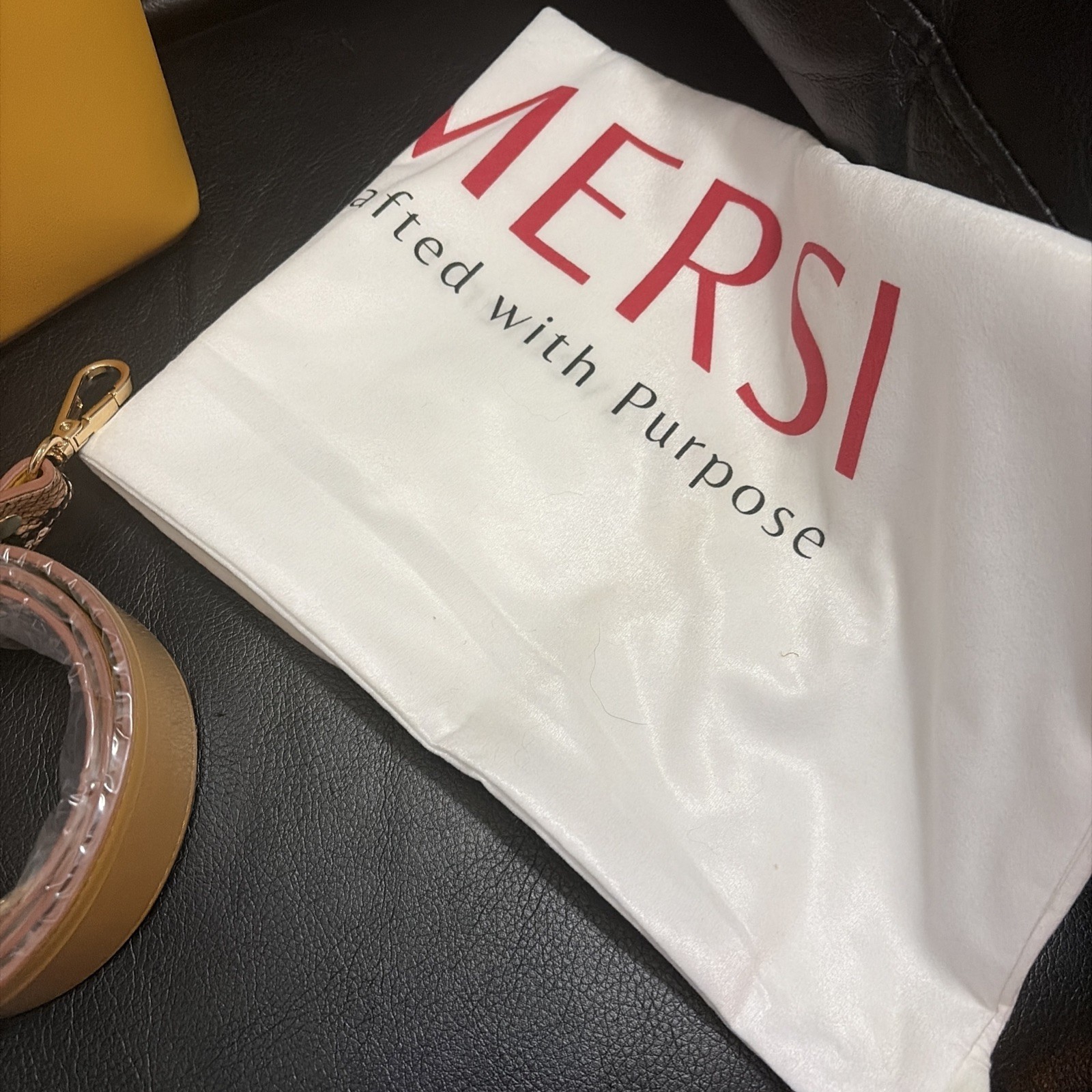 Mersi – leather yellow purse and wallet