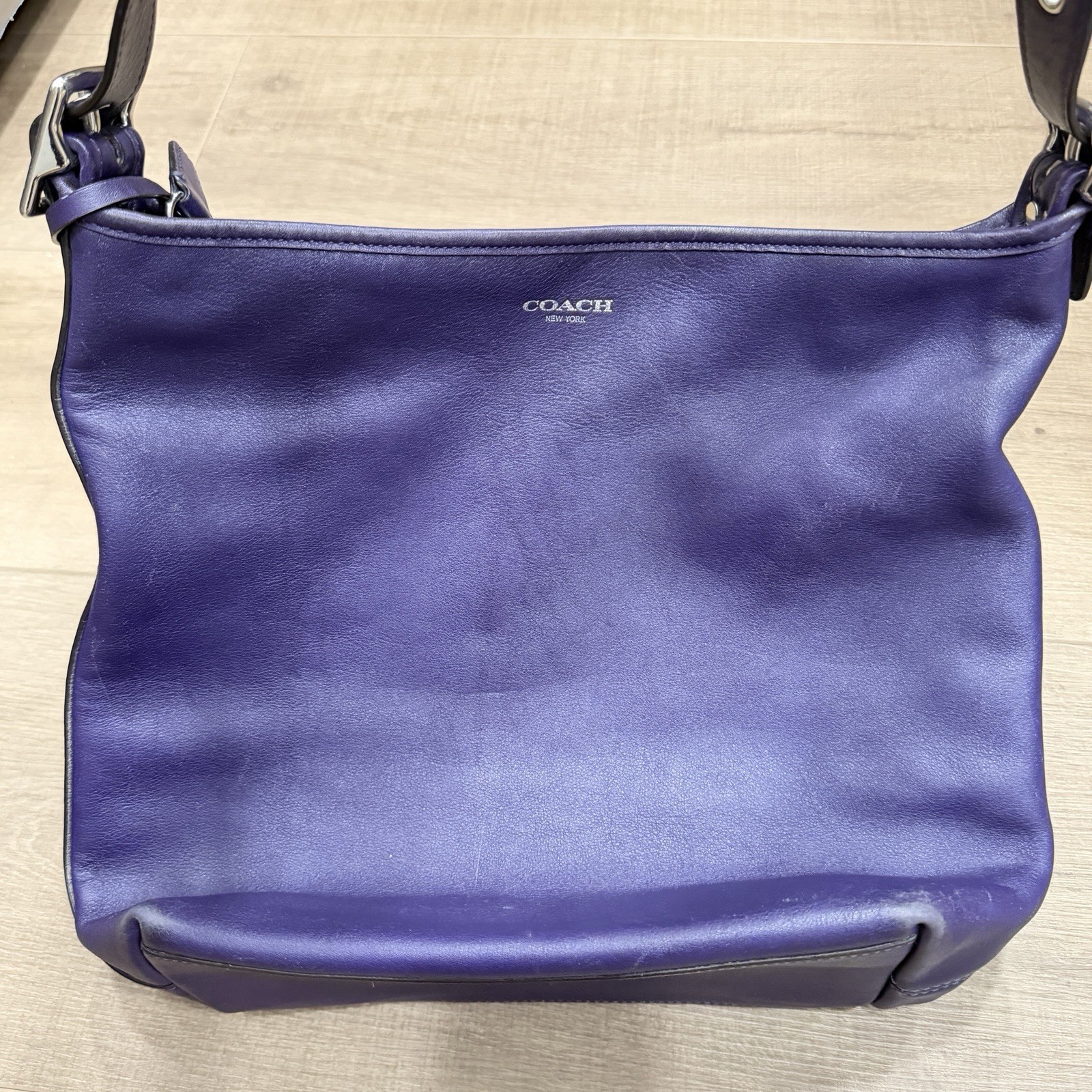 RARE Coach Legacy Marine Leather Duffle Hobo 19889 Vintage Shoulder Bag Purple