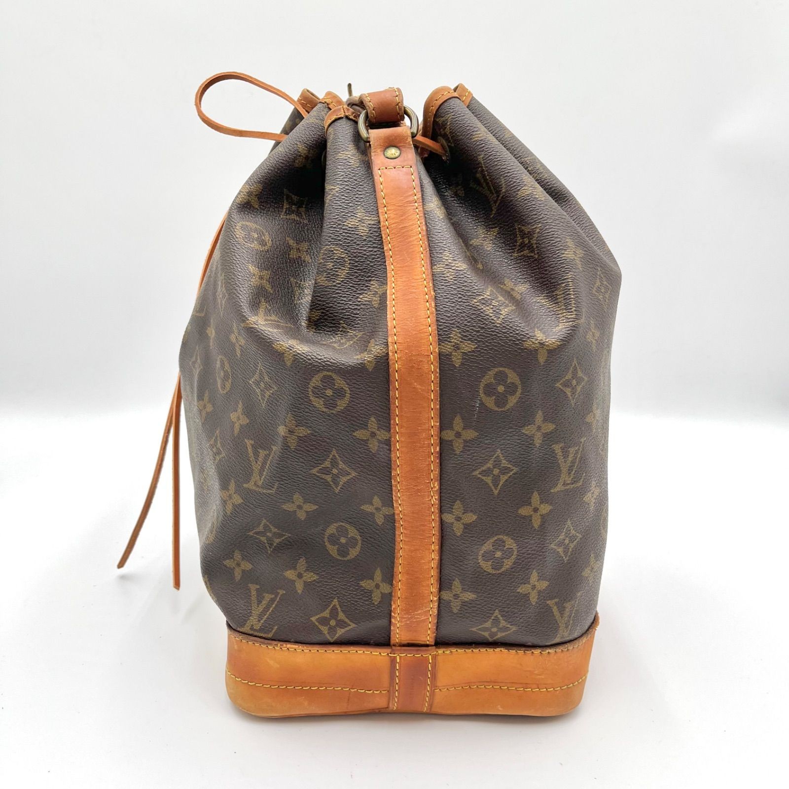 Auth LOUIS VUITTON Monogram Noe Drawstring Shoulder Bag M42224 2Y10028