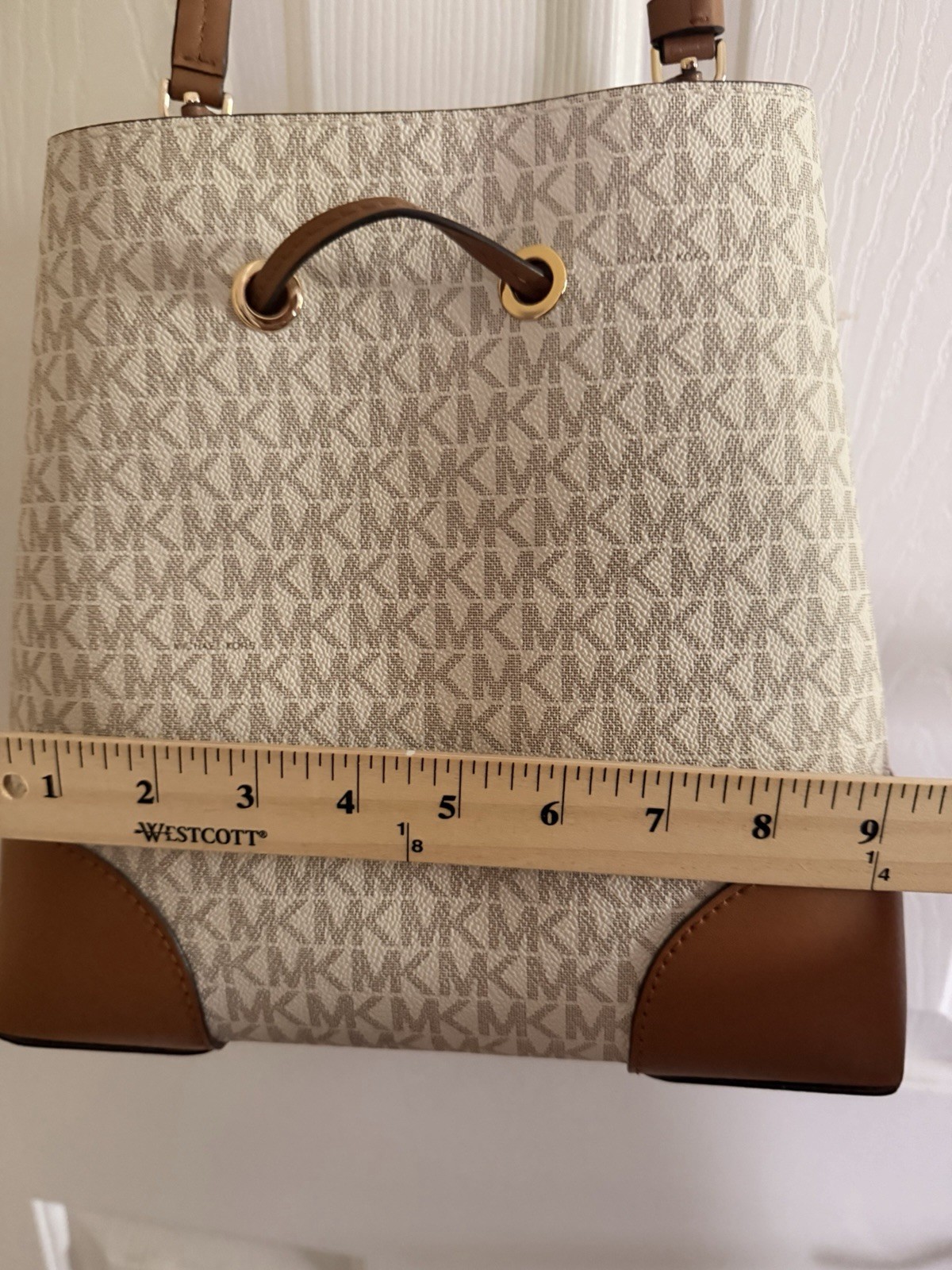 Michael Kors Signature Logo Small Bucket Drawstring Bag Beige/Brown Gold